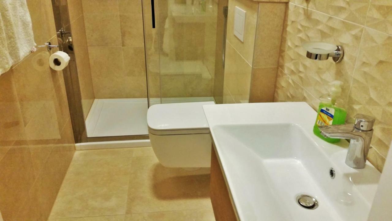 Apartment Villa Vala Malinska Esterno foto