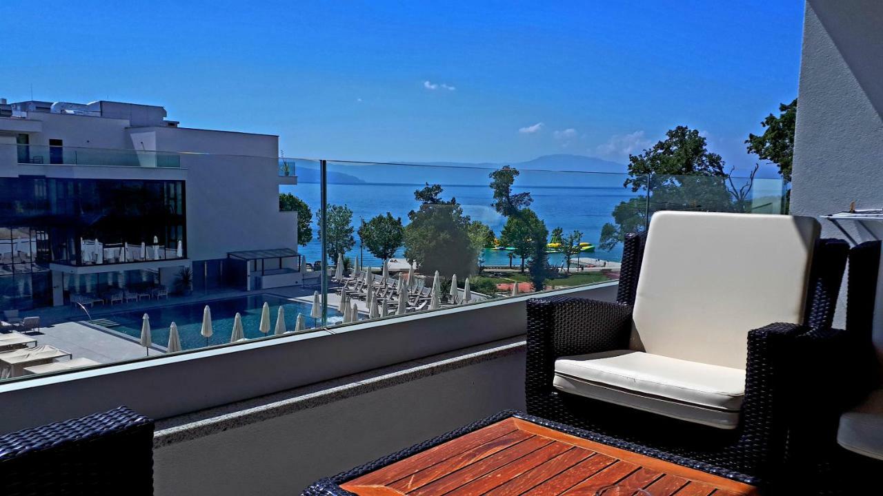 Apartment Villa Vala Malinska Esterno foto